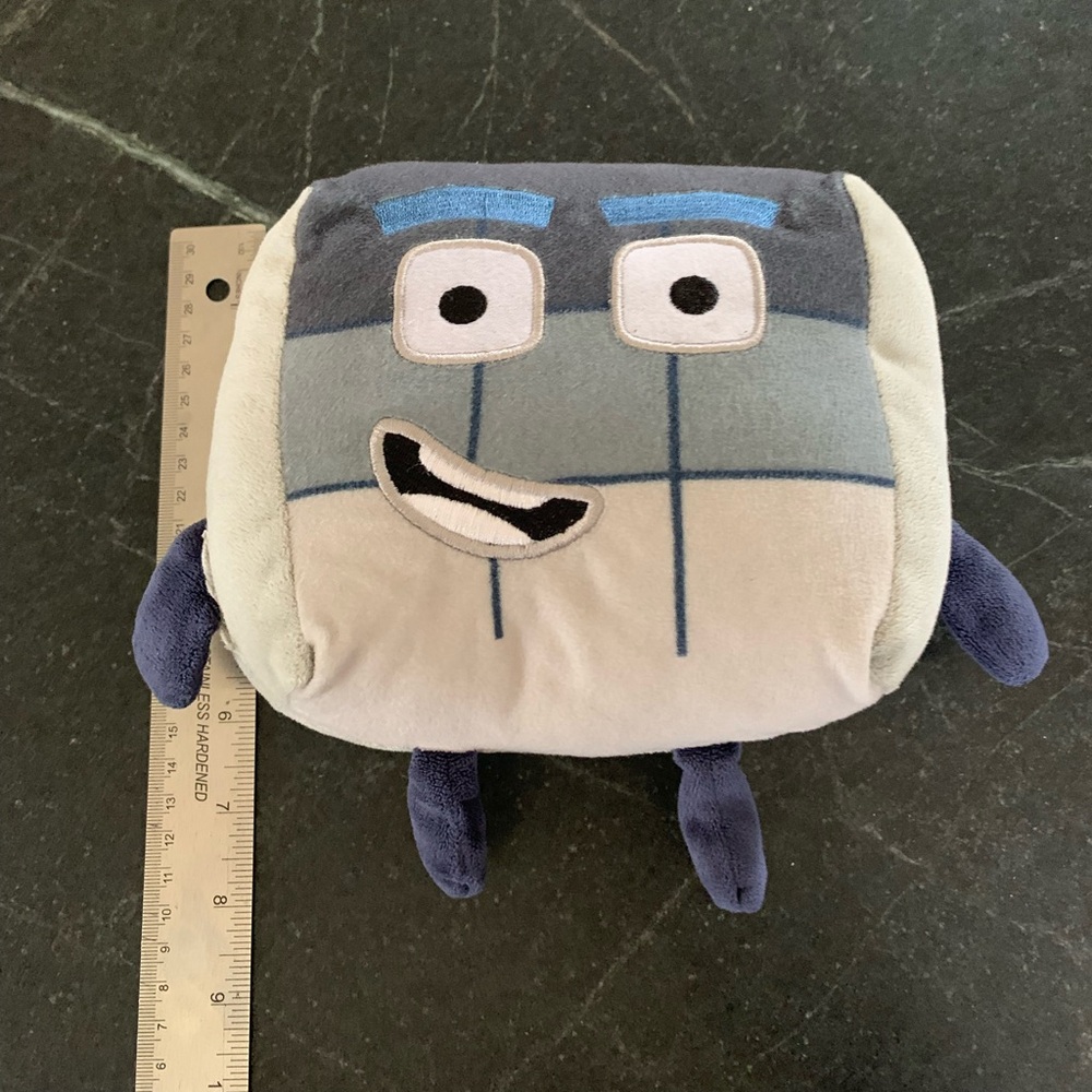 NUMBERBLOCKS PLUSH | Number 4 - Picture 5 of 5